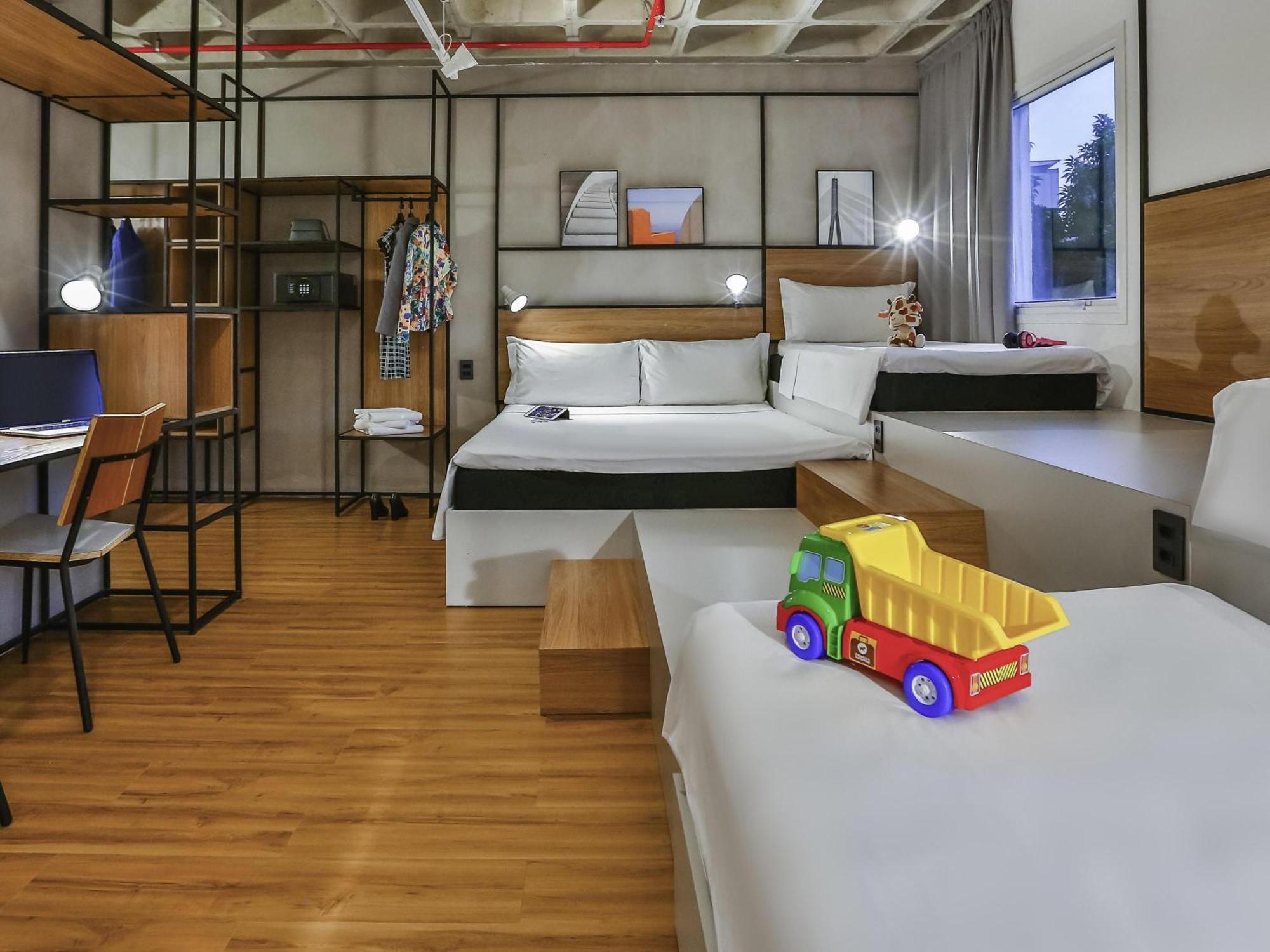 Ibis Sao Paulo Morumbi — Fotos 1